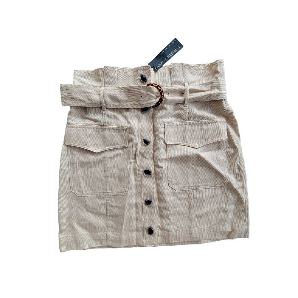 Banana Republic Beige Button-Front Mini Skirt with Belt